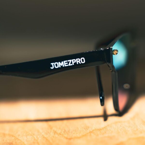 Player's Party Sunglasses - Image 4